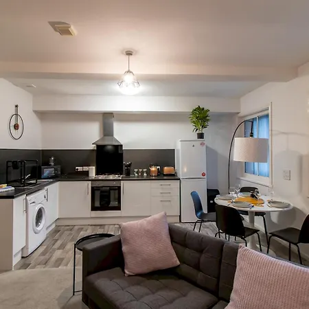 Stylish Maisonette Newcastle Pass The Keys Exterior photo